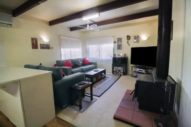 Fifth view of Homely house listing, 2 Young Street, Bonnie Doon VIC 3720