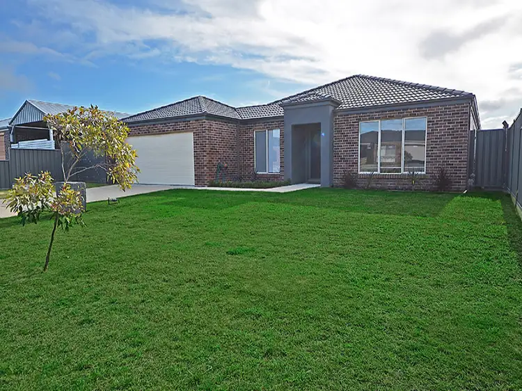 14 Madeira Close, Portland VIC 3305