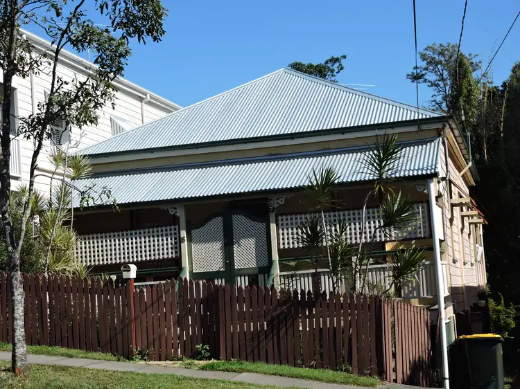 16 Hayward Street, Paddington QLD 4064