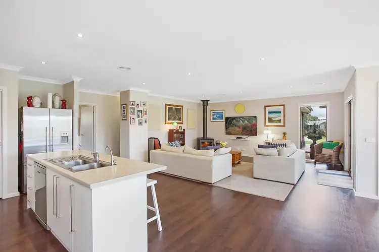 Second view of Homely house listing, 19 Margaret Road, Hamilton VIC 3300