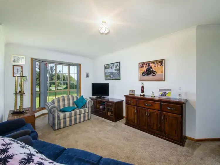 Fifth view of Homely house listing, 583 Caroline Road, Glenburnie SA 5291
