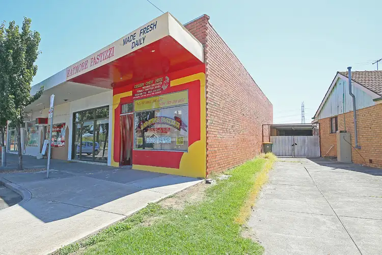 Second view of Homely semi-detached listing, 1D Bell street, Sunshine West VIC 3020