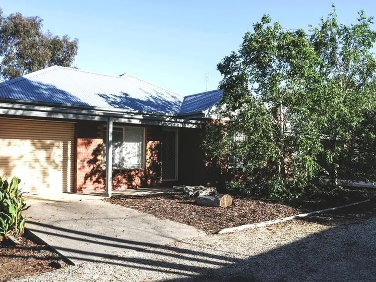 2/21 Station Street, Yea VIC 3717
