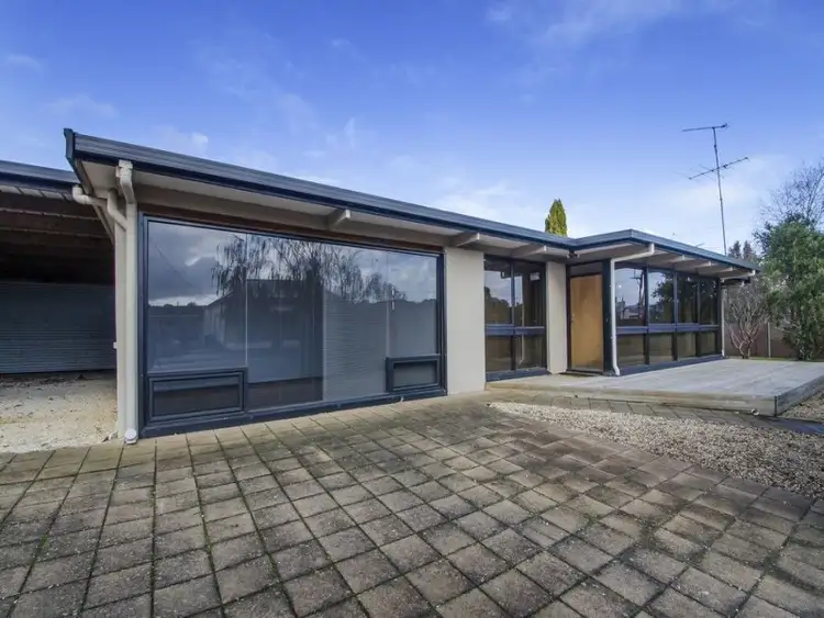 10 Crouch Street North, Mount Gambier SA 5290