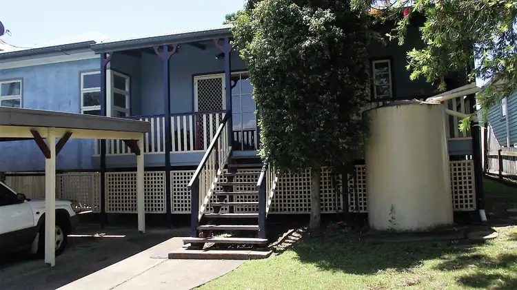 8 Shea St, Scarborough QLD 4020