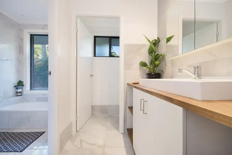 Sixth view of Homely house listing, 2 Dandaloo Way, Ocean Shores NSW 2483