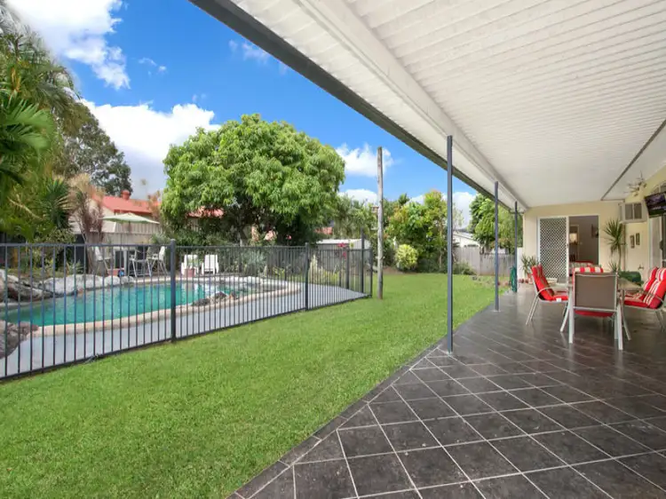 4 Michaelangelo Drive, Redlynch QLD 4870