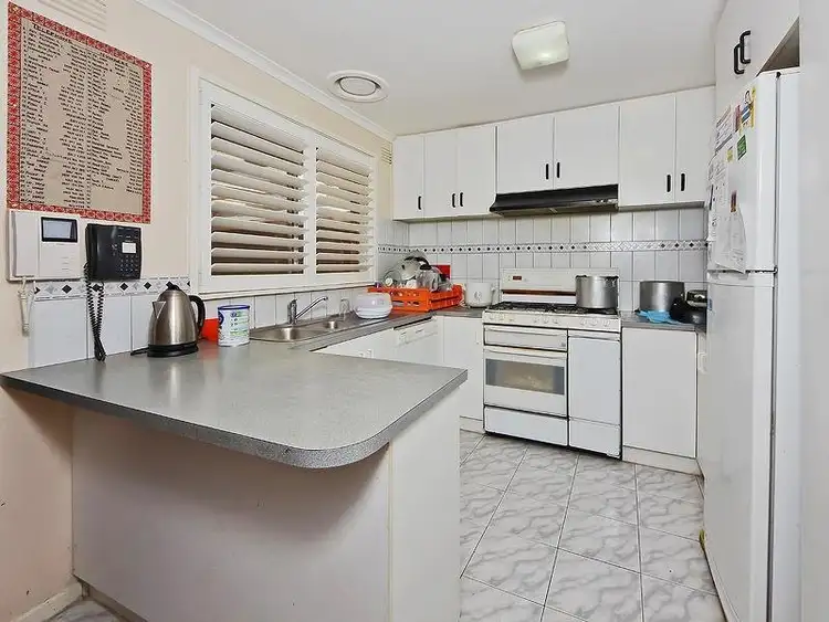 Fifth view of Homely house listing, 9 Opala Court, Kings Park VIC 3021