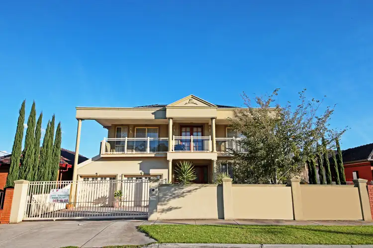 25 Neale Rd, Deer Park VIC 3023