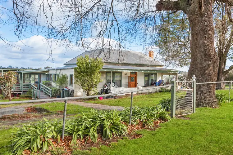 111 Shillinglaw Road, Drouin VIC 3818