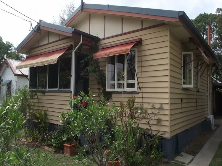 6 Essey St, Clontarf QLD 4019