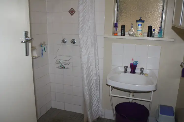 Fifth view of Homely house listing, 3 Newton Crescent, Mount Gambier SA 5290