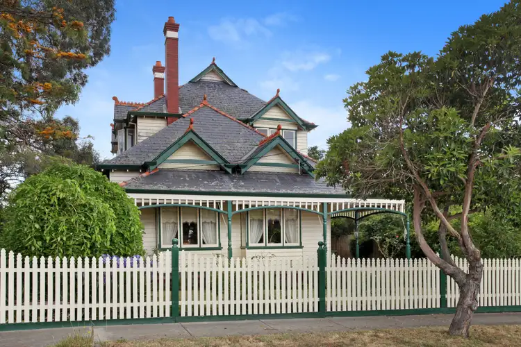 18 Grandview Street, Moonee Ponds VIC 3039