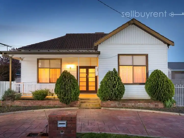 4 ATHOL STREET, Wodonga VIC 3690