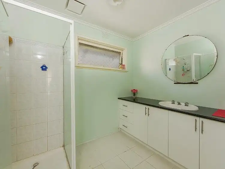 Fourth view of Homely house listing, 18 Pinaroo Avenue, Sunshine West VIC 3020