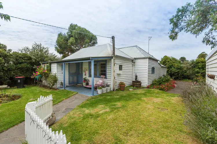 21 Albert Street, Port Fairy VIC 3284