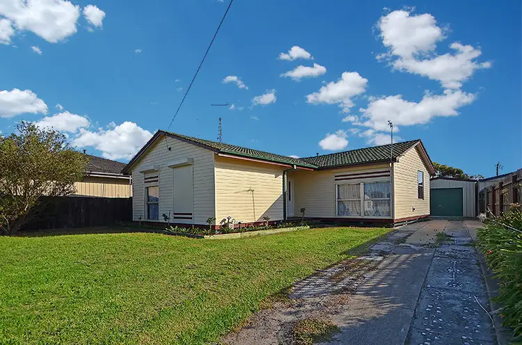 13 Wattle Crescent, Portland VIC 3305