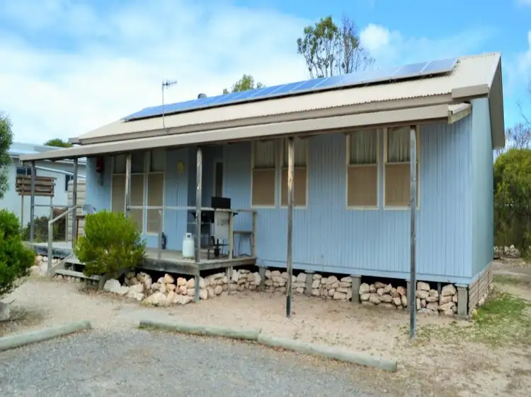 24 Templetonia Cresent, Marion Bay SA 5575