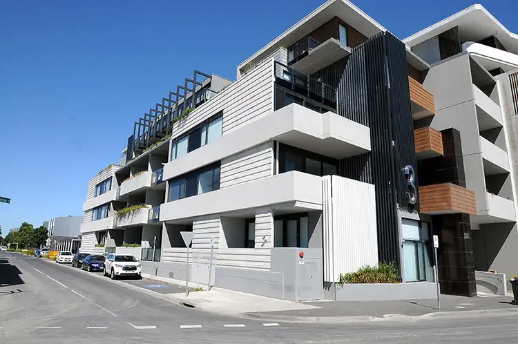 302/3 Morton Av, Carnegie VIC 3163