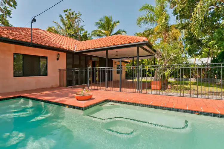 6 Carolyn Close, Yorkeys Knob QLD 4878