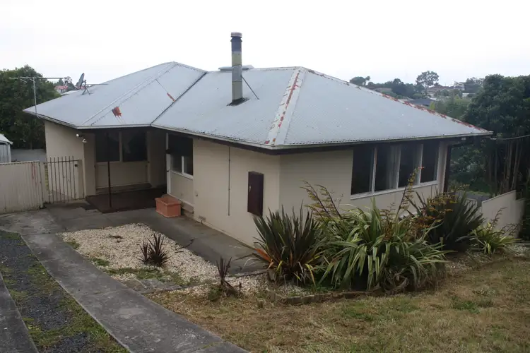 6 Holloway Crescent, Mount Gambier SA 5290