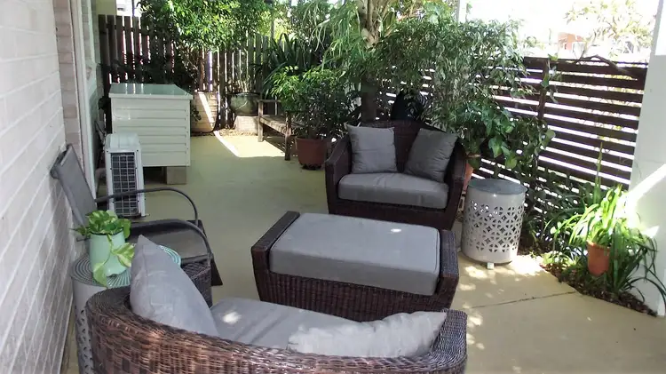 10 Woodcock St, Scarborough QLD 4020