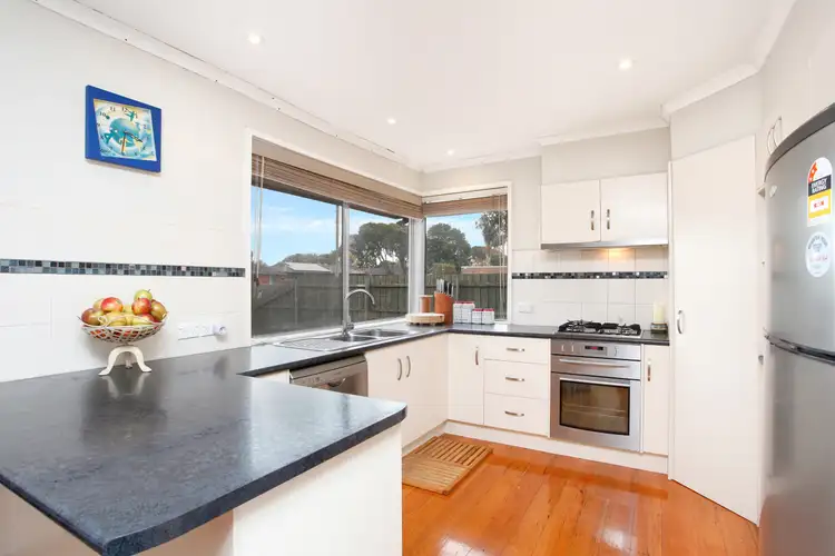 37 Milford Crescent, Frankston VIC 3199