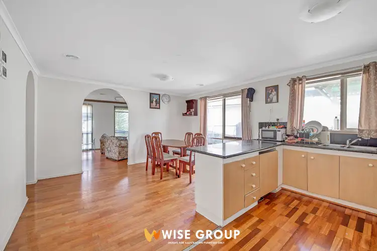 Fifth view of Homely house listing, 8 Pitman Court, Hampton Park VIC 3976