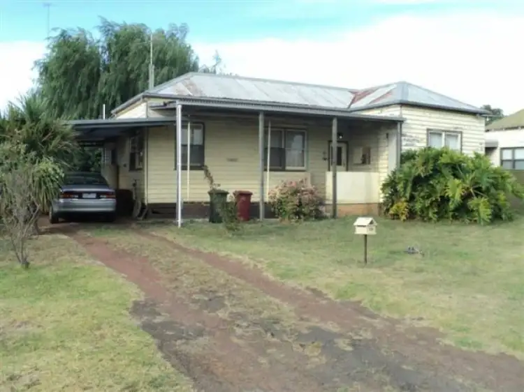 Main view of Homely house listing, 19 Moore Street, Hamilton VIC 3300