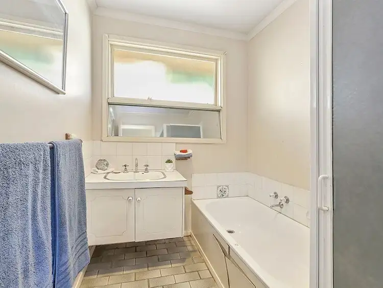 Fourth view of Homely house listing, 16 Lewis court, Grovedale VIC 3216