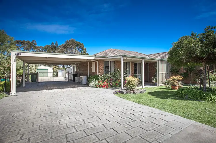 4 Coleraine Drive, Romsey VIC 3434