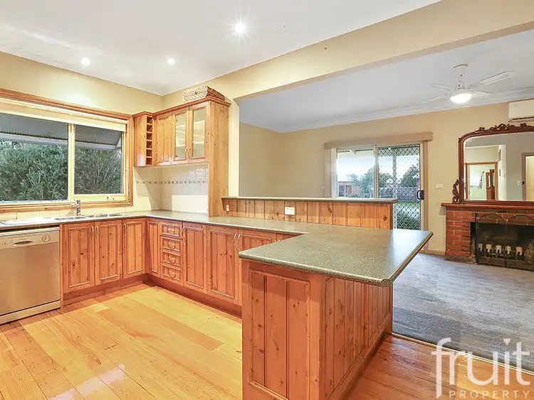 Fifth view of Homely house listing, 4 Helmer Crescent, Thomson VIC 3219