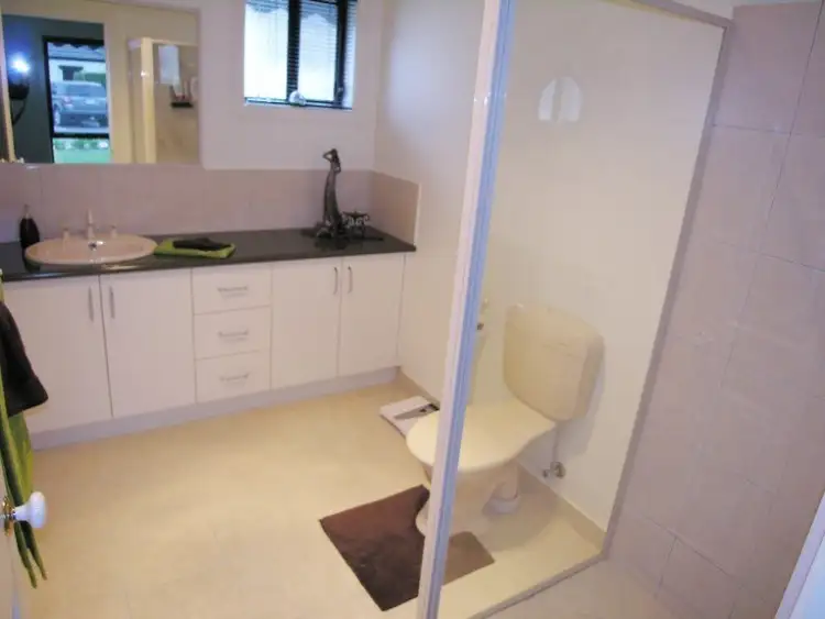 Sixth view of Homely unit listing, 4/10 Weir Street, Sale VIC 3850