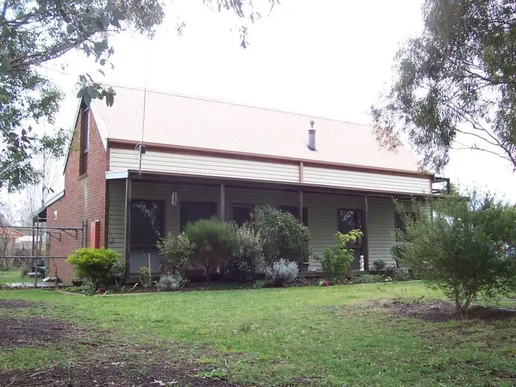 9 Jopling Street, Ballan VIC 3342