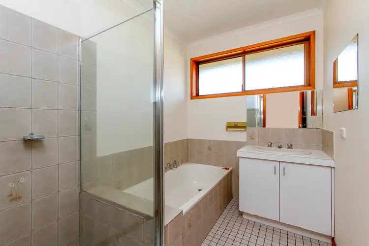 Seventh view of Homely townhouse listing, 1/90 Inglis Street, Sale VIC 3850