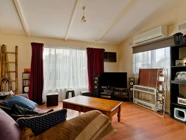 Second view of Homely house listing, 10 Van Heurck Street, Castlemaine VIC 3450