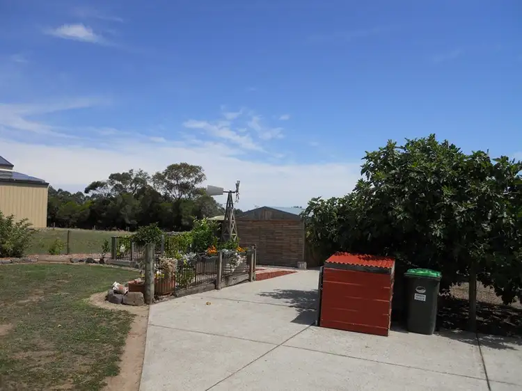 Fourth view of Homely house listing, 3 Romano Court, Drouin VIC 3818