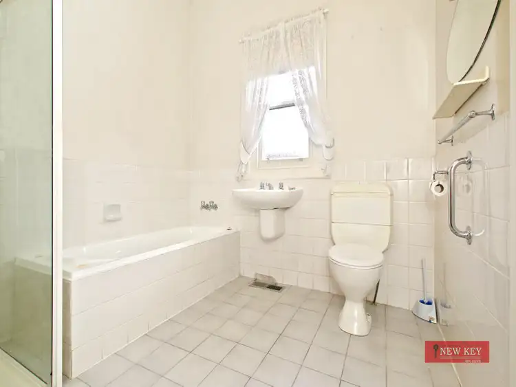 Fifth view of Homely house listing, 6 Lansdowne Street, Pascoe Vale South VIC 3044