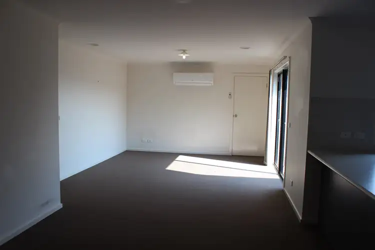 Third view of Homely townhouse listing, 3/105 Bridge Street, Benalla VIC 3672