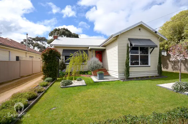Main view of Homely house listing, 18 Brinkley Avenue, Wendouree VIC 3355