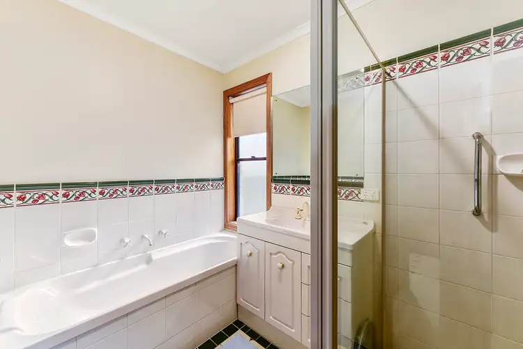 Fifth view of Homely unit listing, 2/15 JOHN STREET, Mount Gambier SA 5290