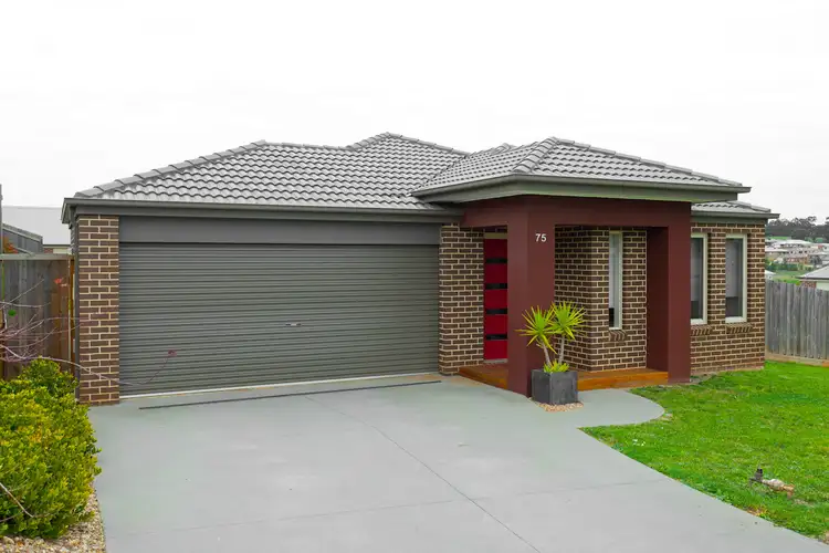 75 Cook Street, Drouin VIC 3818