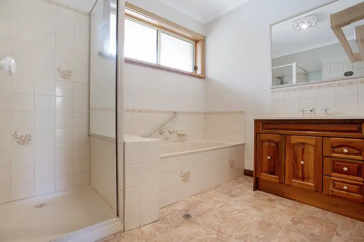Sixth view of Homely unit listing, 3 Dunlee Way, Port Fairy VIC 3284