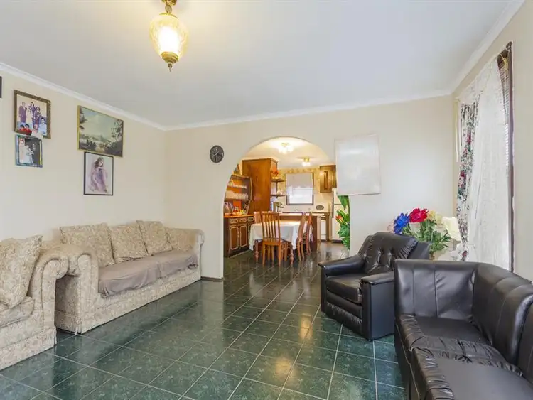 Fifth view of Homely house listing, 2 Diosma Court, Newcomb VIC 3219