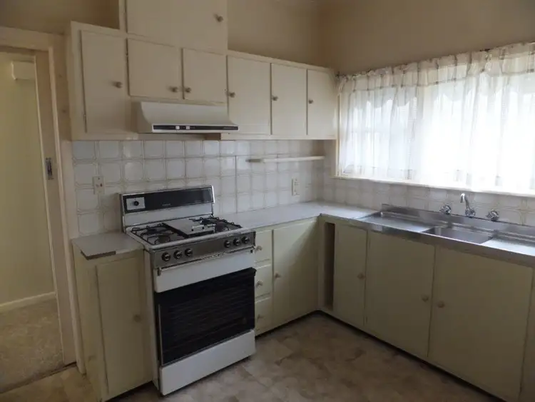 Seventh view of Homely house listing, 15 Hyland Street, Hamilton VIC 3300