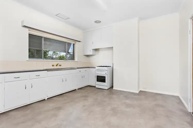 Second view of Homely house listing, 2 Hiller Lane, Hamilton VIC 3300