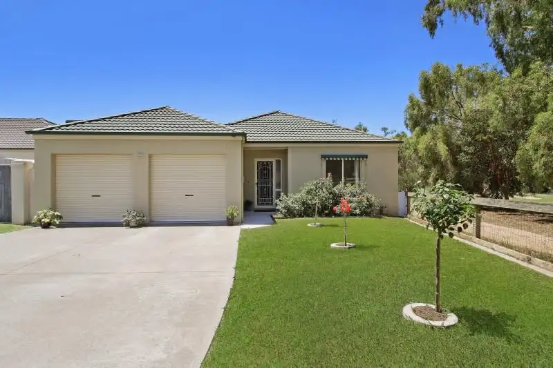 Main view of Homely house listing, 8 CROMER FAIRWAY, Wodonga VIC 3690