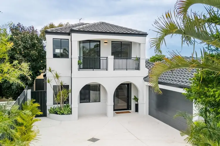 17A Sulman Avenue, Salter Point WA 6152