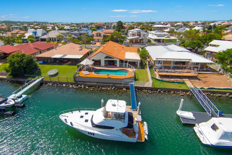 19 Compass Court, Raby Bay QLD 4163
