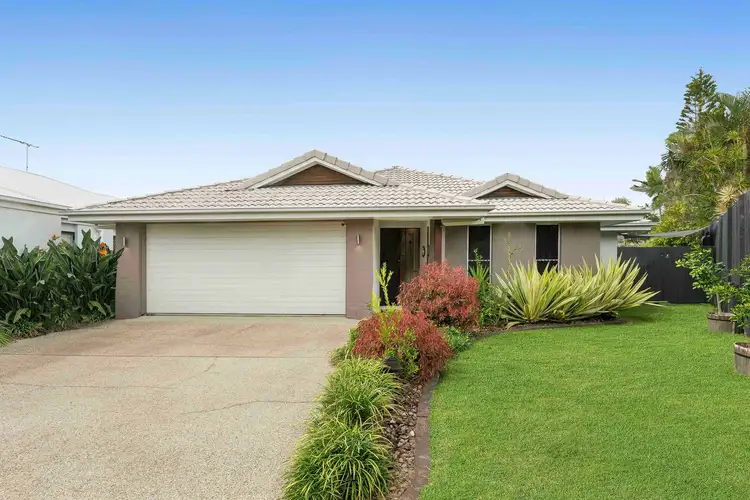 15 Timkelnik Crescent, Victoria Point QLD 4165